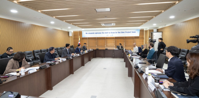 영국 에덴프로젝트팀, 익산 왕궁축산단지 방문