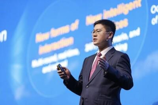 [PRNewswire] 화웨이 수석부사장, 모바일 AI 시대 신성장 기회 극대화 중요성 강조